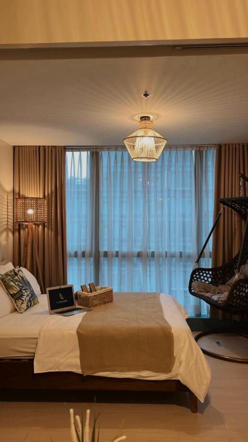 La Palazzo - Across Uptown Mall & Grand Hyatt Bgc Taguig Eksteriør bilde