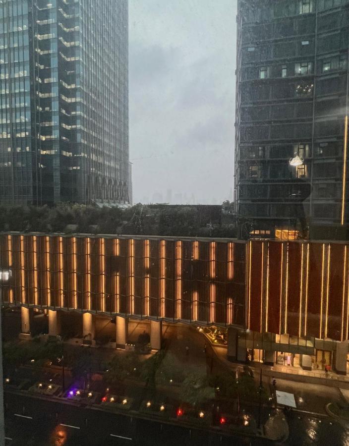 La Palazzo - Across Uptown Mall & Grand Hyatt Bgc Taguig Eksteriør bilde